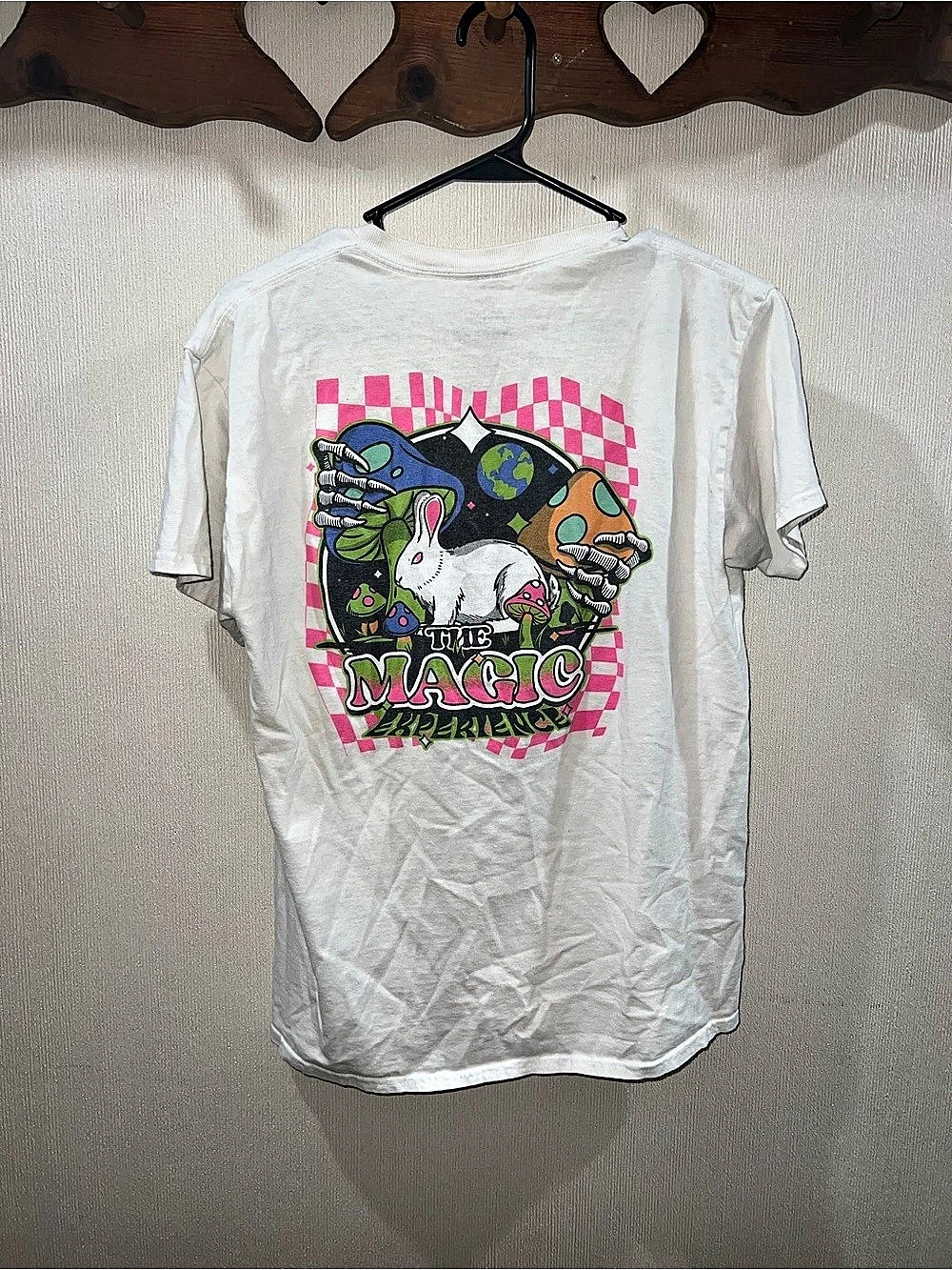 12oz Soda T Shirt Medium White Magic Experience Mushroom Rabbit Trippy Graphic